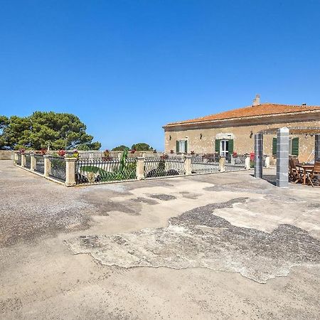 Gorgeous Home In Ragusa With Kitchen מראה חיצוני תמונה
